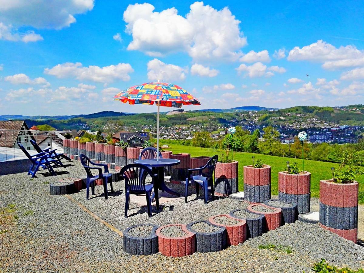 Ferienwohnungen Mit Weitblick Bergneustadt Экстерьер фото